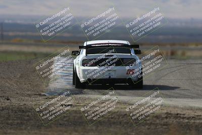 media/Oct-26-2025-CalClub SCCA (Sun) [[8ce1e69566]]/Group 4/Grapevine/